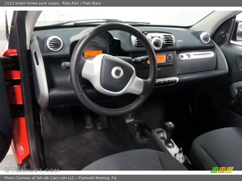 Rally Red / Plain Black 2013 Smart fortwo pure coupe