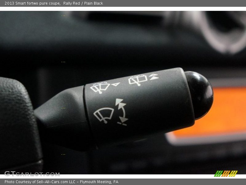 Rally Red / Plain Black 2013 Smart fortwo pure coupe