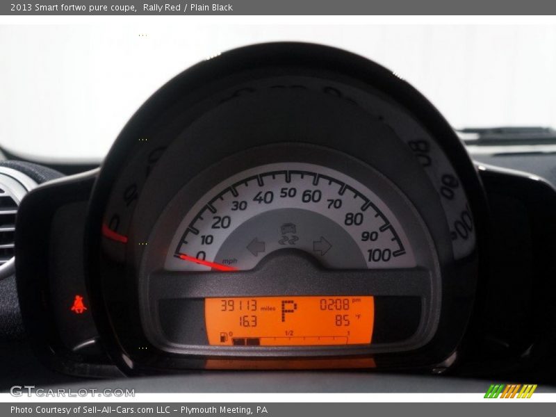 Rally Red / Plain Black 2013 Smart fortwo pure coupe