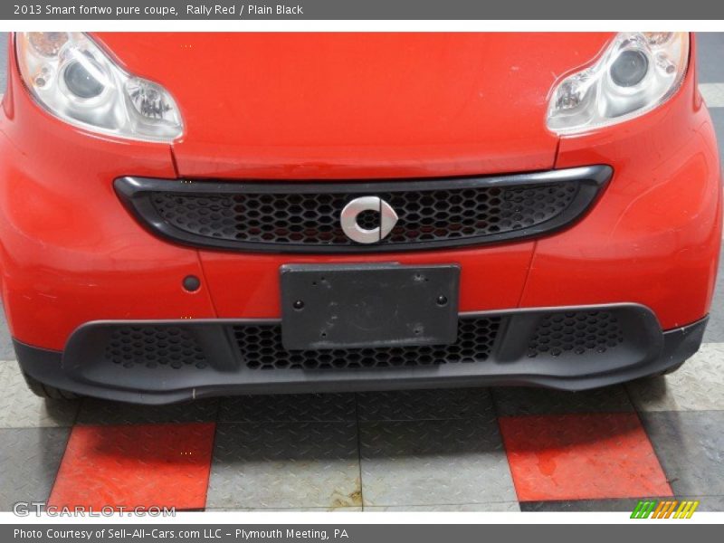 Rally Red / Plain Black 2013 Smart fortwo pure coupe