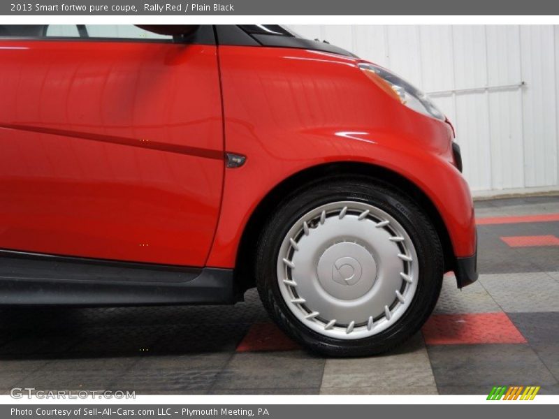 Rally Red / Plain Black 2013 Smart fortwo pure coupe