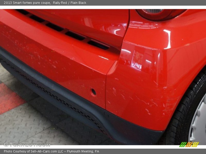 Rally Red / Plain Black 2013 Smart fortwo pure coupe