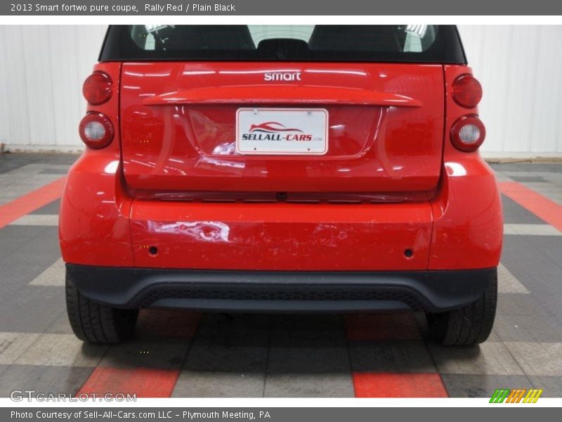 Rally Red / Plain Black 2013 Smart fortwo pure coupe