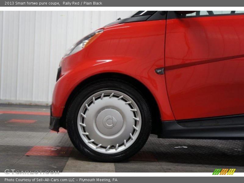 Rally Red / Plain Black 2013 Smart fortwo pure coupe