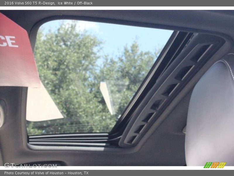 Ice White / Off-Black 2016 Volvo S60 T5 R-Design