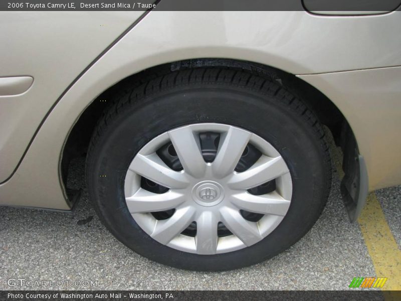Desert Sand Mica / Taupe 2006 Toyota Camry LE