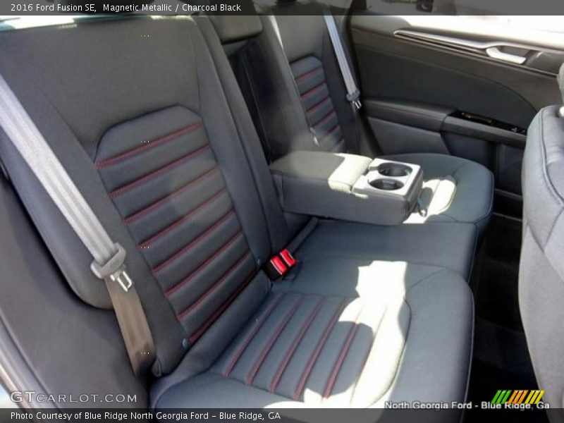 Magnetic Metallic / Charcoal Black 2016 Ford Fusion SE