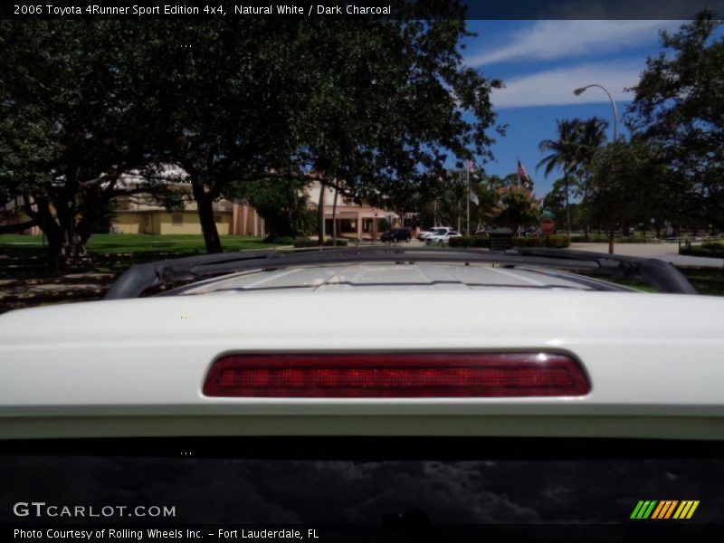 Natural White / Dark Charcoal 2006 Toyota 4Runner Sport Edition 4x4