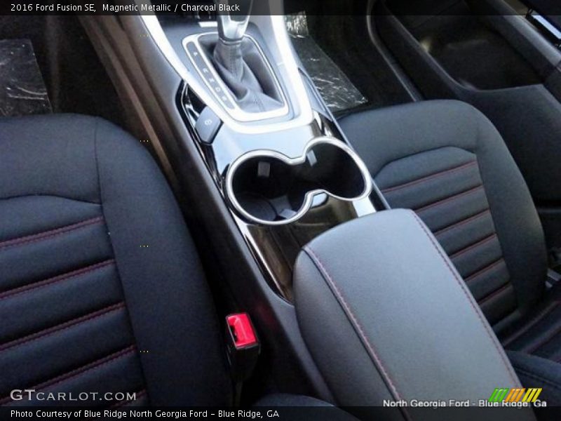 Magnetic Metallic / Charcoal Black 2016 Ford Fusion SE