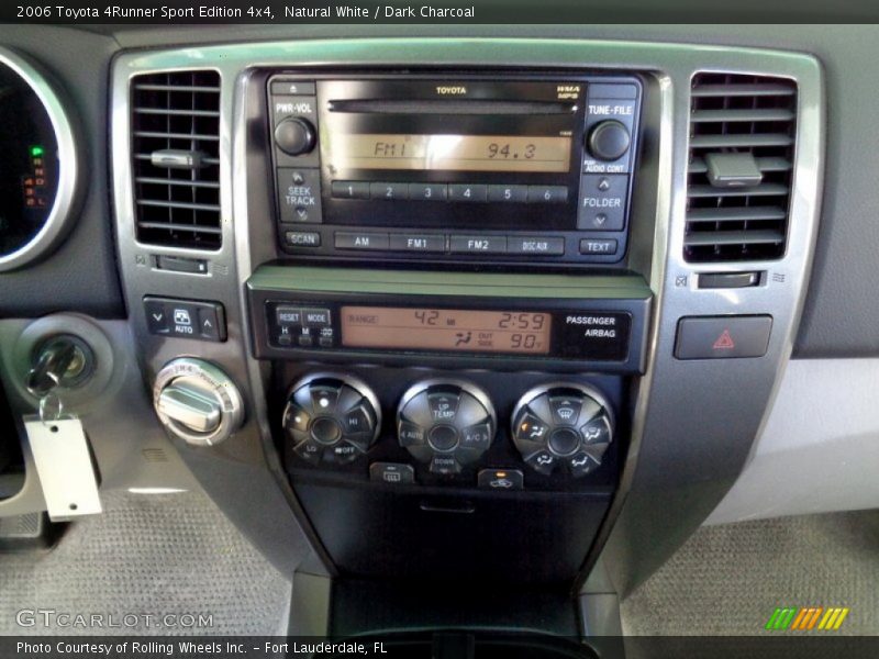 Natural White / Dark Charcoal 2006 Toyota 4Runner Sport Edition 4x4