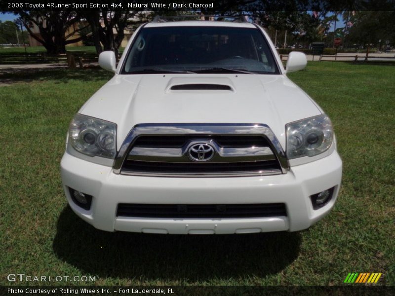 Natural White / Dark Charcoal 2006 Toyota 4Runner Sport Edition 4x4