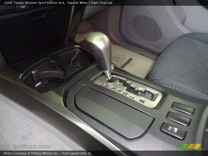 Natural White / Dark Charcoal 2006 Toyota 4Runner Sport Edition 4x4