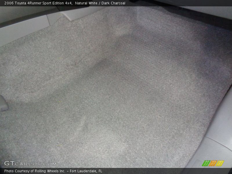 Natural White / Dark Charcoal 2006 Toyota 4Runner Sport Edition 4x4