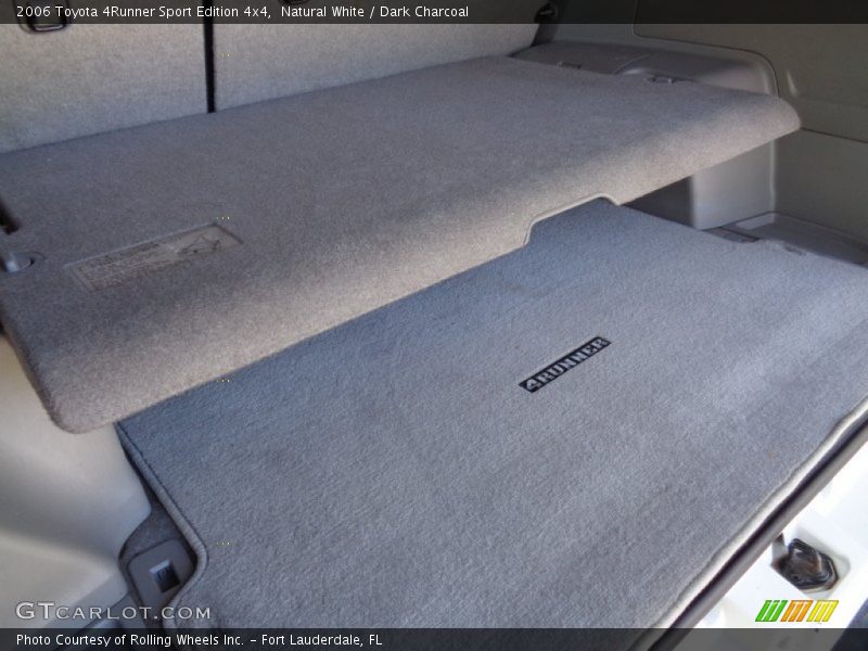 Natural White / Dark Charcoal 2006 Toyota 4Runner Sport Edition 4x4