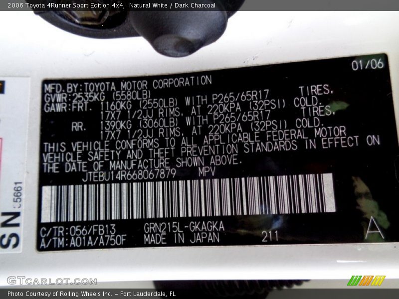 Natural White / Dark Charcoal 2006 Toyota 4Runner Sport Edition 4x4