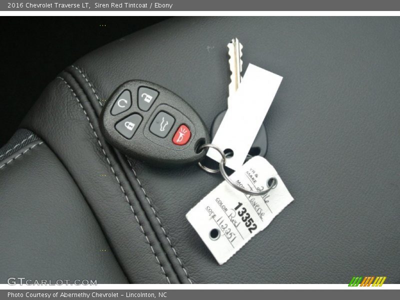 Siren Red Tintcoat / Ebony 2016 Chevrolet Traverse LT