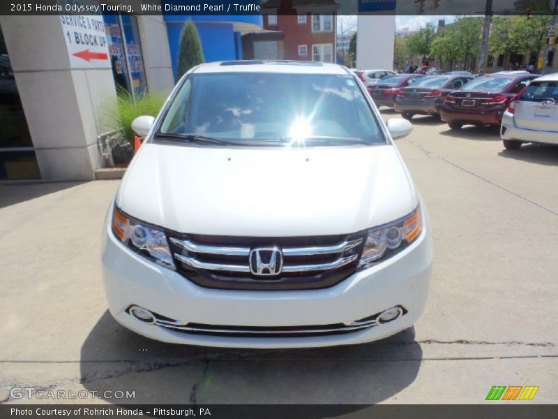 White Diamond Pearl / Truffle 2015 Honda Odyssey Touring