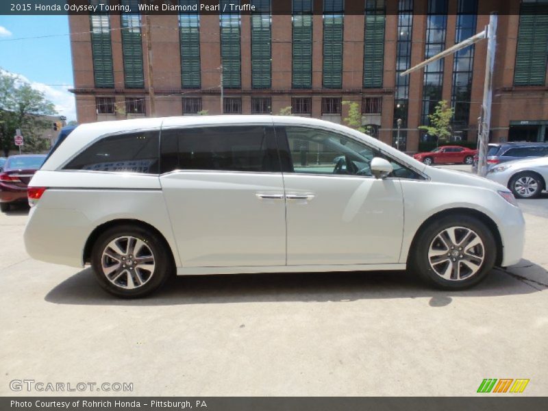 White Diamond Pearl / Truffle 2015 Honda Odyssey Touring