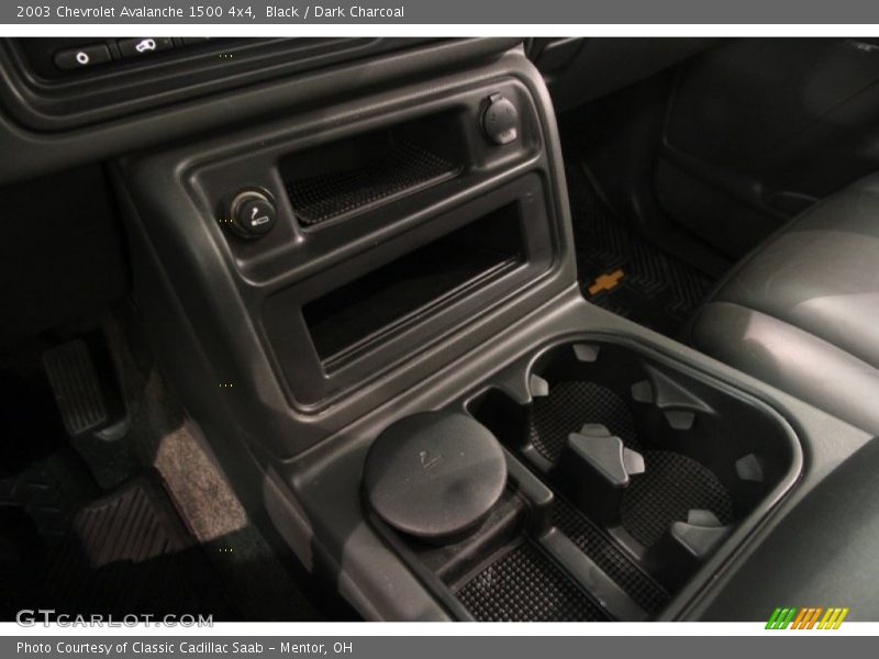 Black / Dark Charcoal 2003 Chevrolet Avalanche 1500 4x4