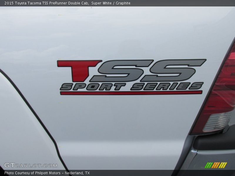 Super White / Graphite 2015 Toyota Tacoma TSS PreRunner Double Cab