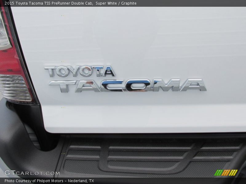 Super White / Graphite 2015 Toyota Tacoma TSS PreRunner Double Cab