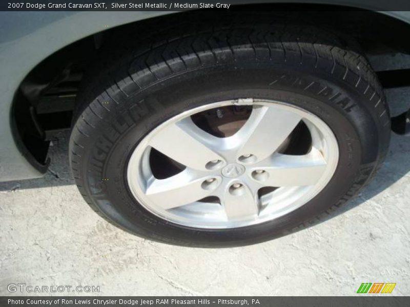 Silver Steel Metallic / Medium Slate Gray 2007 Dodge Grand Caravan SXT