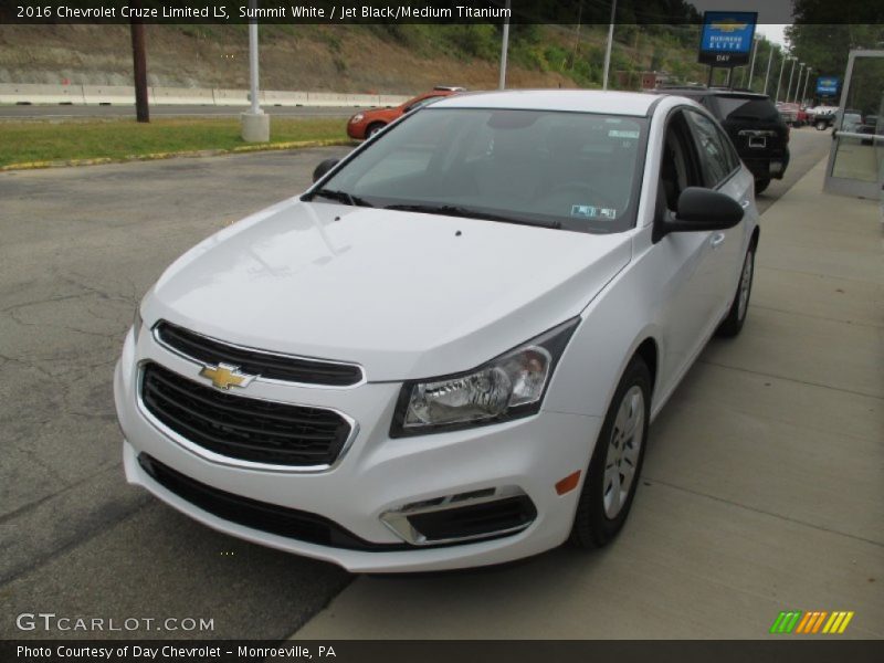 Summit White / Jet Black/Medium Titanium 2016 Chevrolet Cruze Limited LS