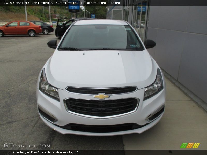 Summit White / Jet Black/Medium Titanium 2016 Chevrolet Cruze Limited LS