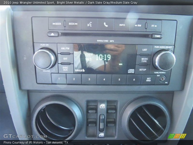 Bright Silver Metallic / Dark Slate Gray/Medium Slate Gray 2010 Jeep Wrangler Unlimited Sport
