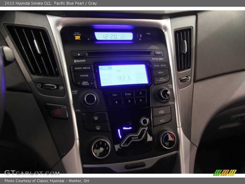 Pacific Blue Pearl / Gray 2013 Hyundai Sonata GLS