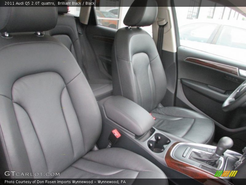 Brilliant Black / Black 2011 Audi Q5 2.0T quattro