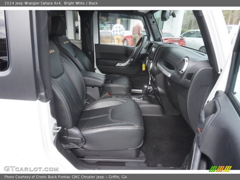 Bright White / Black 2014 Jeep Wrangler Sahara 4x4