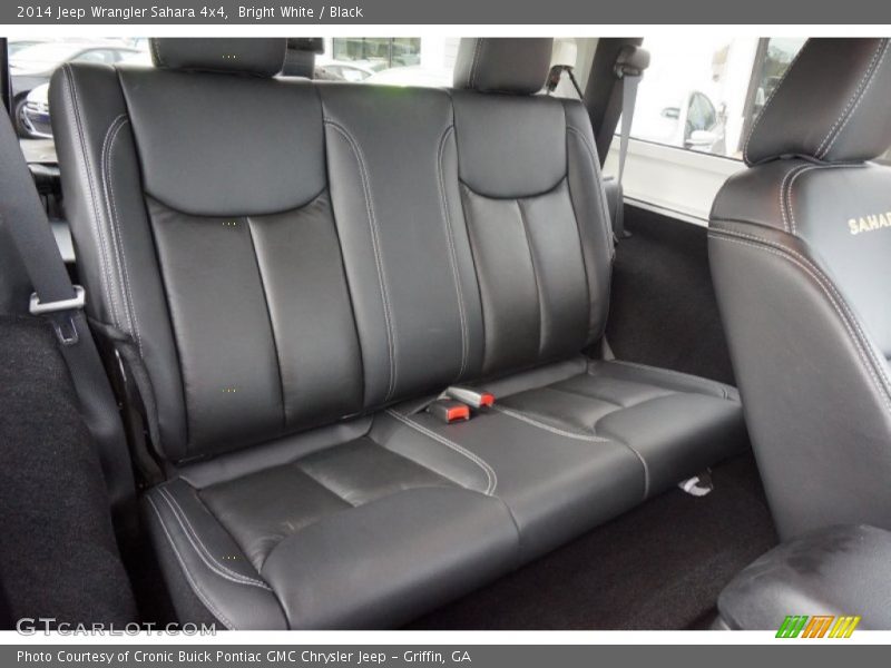 Bright White / Black 2014 Jeep Wrangler Sahara 4x4