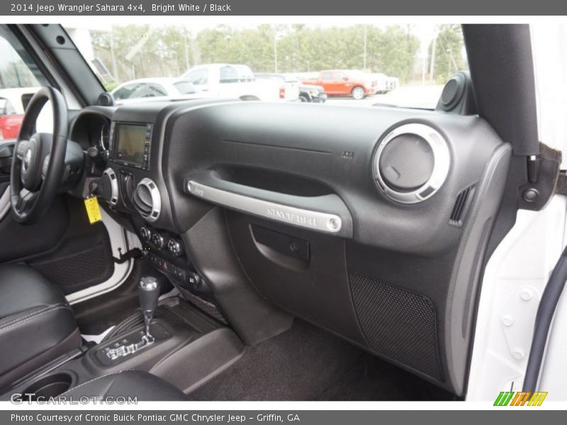 Bright White / Black 2014 Jeep Wrangler Sahara 4x4