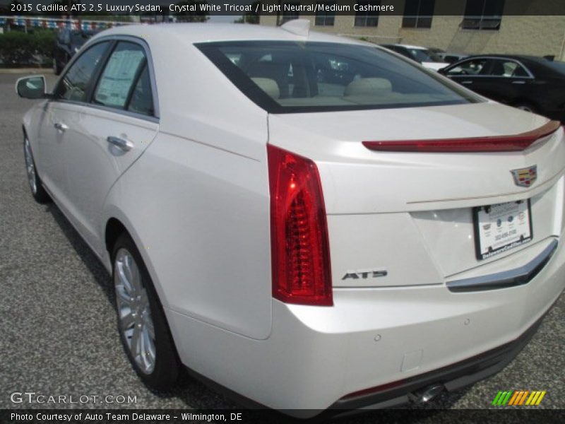 Crystal White Tricoat / Light Neutral/Medium Cashmere 2015 Cadillac ATS 2.5 Luxury Sedan