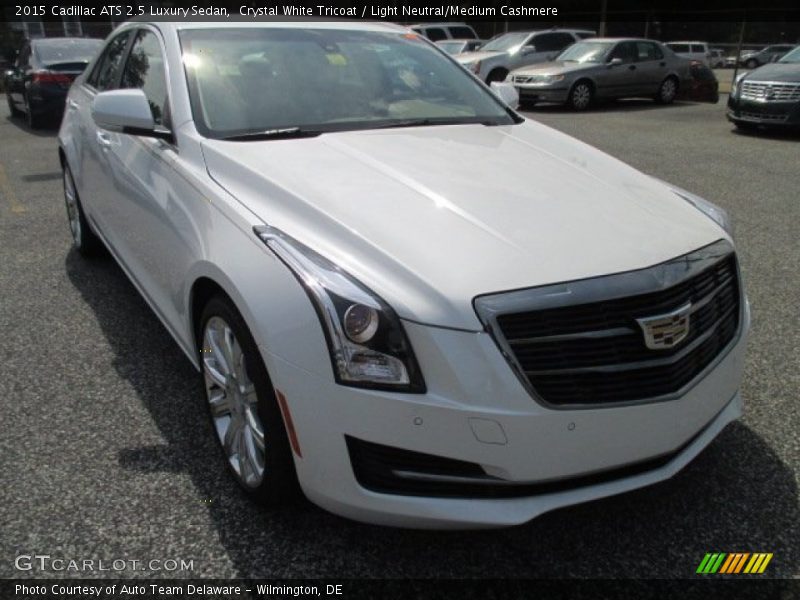 Crystal White Tricoat / Light Neutral/Medium Cashmere 2015 Cadillac ATS 2.5 Luxury Sedan