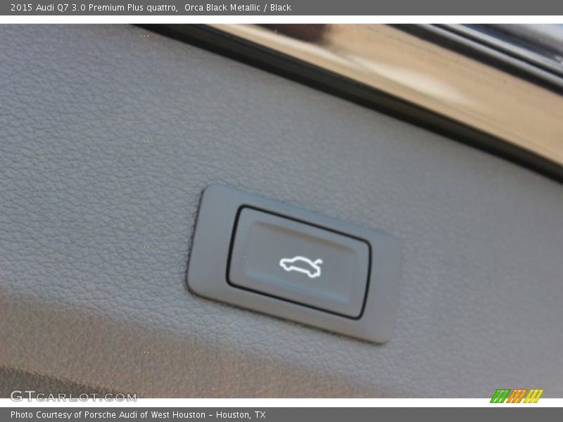 Orca Black Metallic / Black 2015 Audi Q7 3.0 Premium Plus quattro