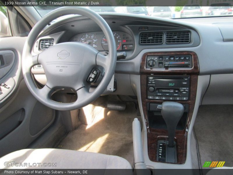 Titanium Frost Metallic / Dusk 1999 Nissan Altima GXE
