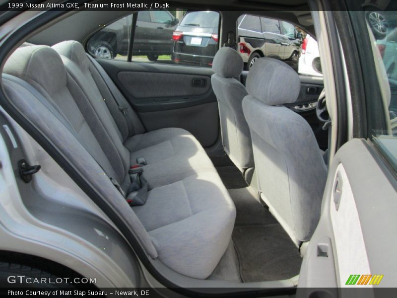 Titanium Frost Metallic / Dusk 1999 Nissan Altima GXE