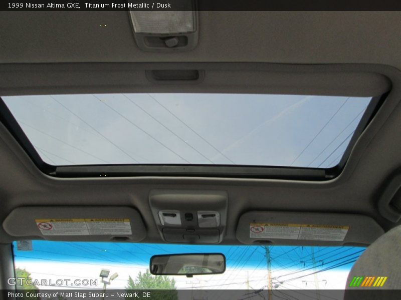 Titanium Frost Metallic / Dusk 1999 Nissan Altima GXE