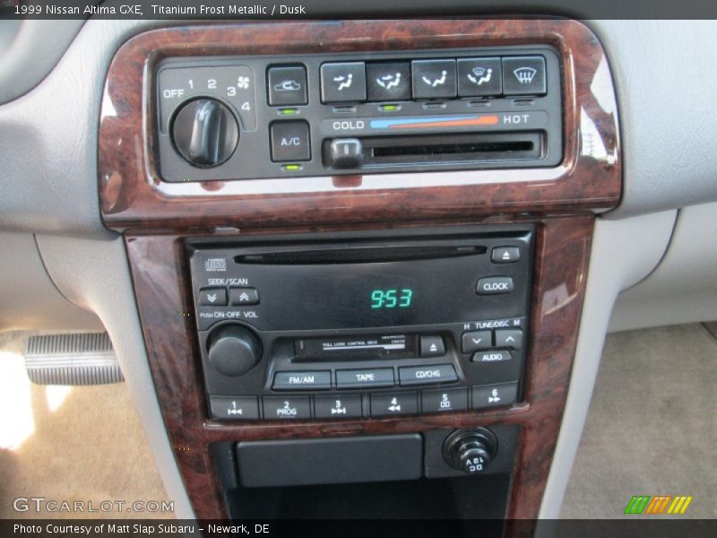 Titanium Frost Metallic / Dusk 1999 Nissan Altima GXE