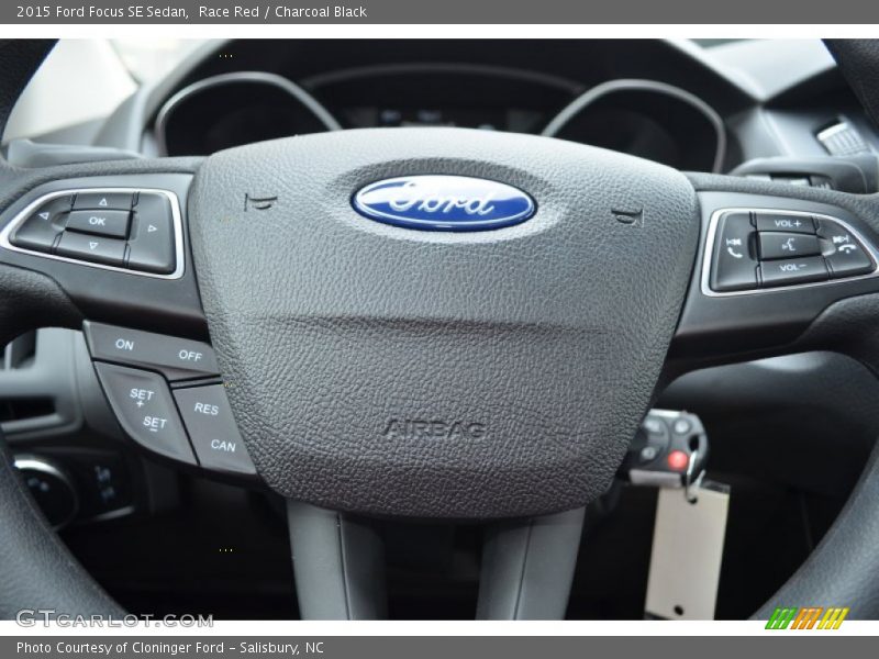 Race Red / Charcoal Black 2015 Ford Focus SE Sedan