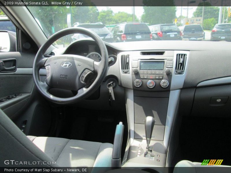 Willow Gray / Gray 2009 Hyundai Sonata GLS