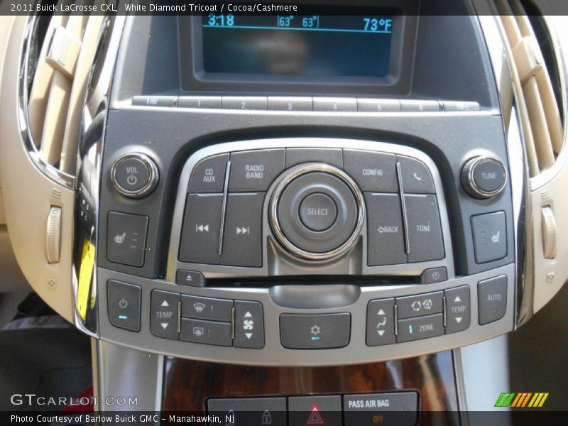 White Diamond Tricoat / Cocoa/Cashmere 2011 Buick LaCrosse CXL