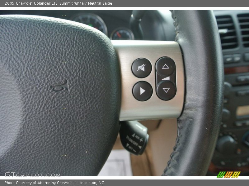 Summit White / Neutral Beige 2005 Chevrolet Uplander LT