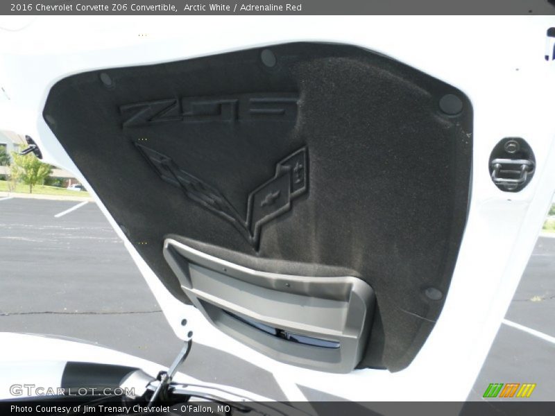 Arctic White / Adrenaline Red 2016 Chevrolet Corvette Z06 Convertible