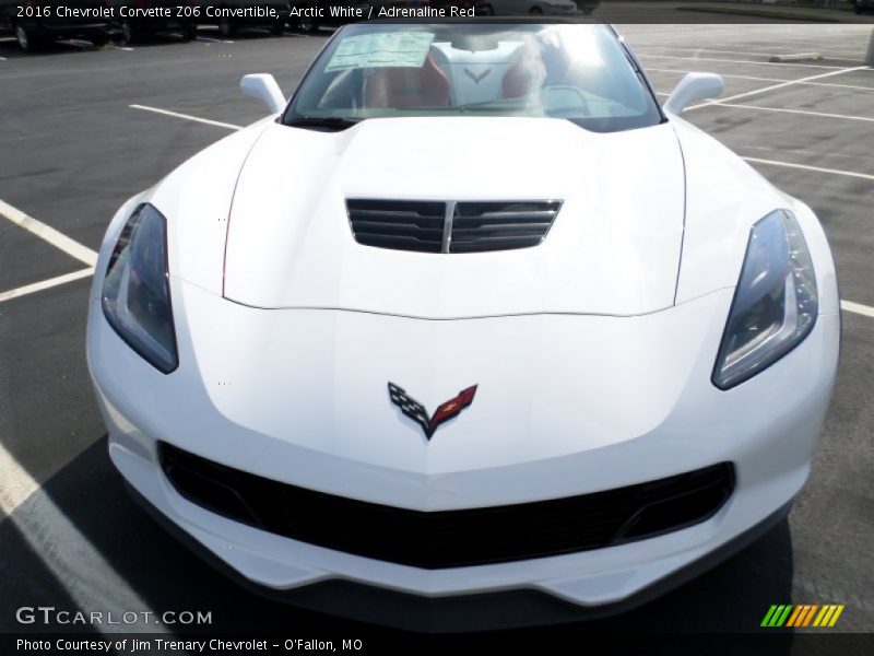 Arctic White / Adrenaline Red 2016 Chevrolet Corvette Z06 Convertible