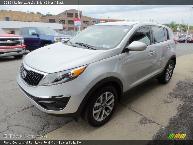 Bright Silver / Black 2016 Kia Sportage LX