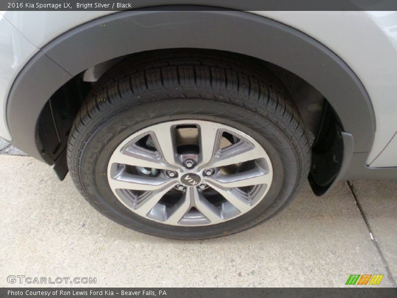 Bright Silver / Black 2016 Kia Sportage LX