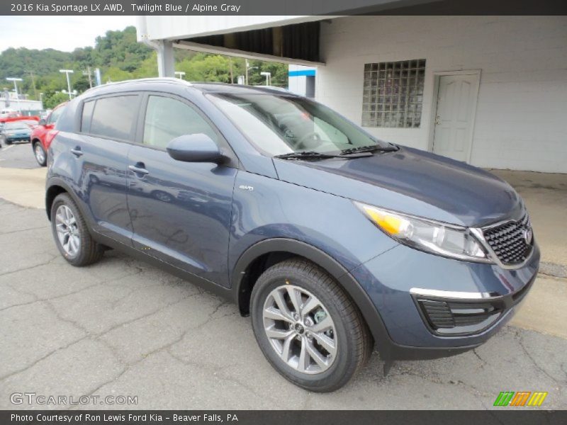 Front 3/4 View of 2016 Sportage LX AWD